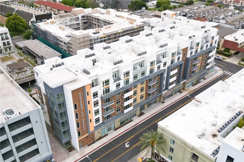 168 S Monterey Street 411, Alhambra, California 91801 home-pic-40